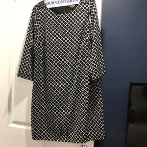 The Limited Black and White Shift Dress